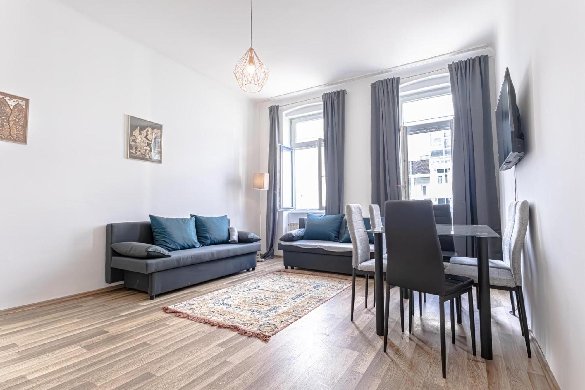 Apartment Explore 2br And 1lr Retreat Near Westbahnhof Wien